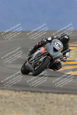 media/Jan-14-2023-SoCal Trackdays (Sat) [[497694156f]]/Turn 12 (120pm)/